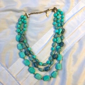 Green statement necklace